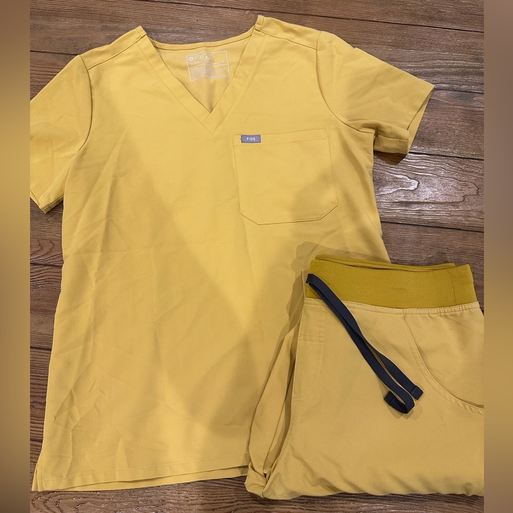 Figs Yellow V-Neck Scrub Set